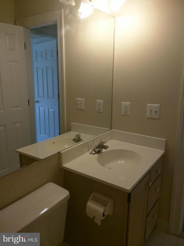 COURTHOUSE STATION - Residential Lease