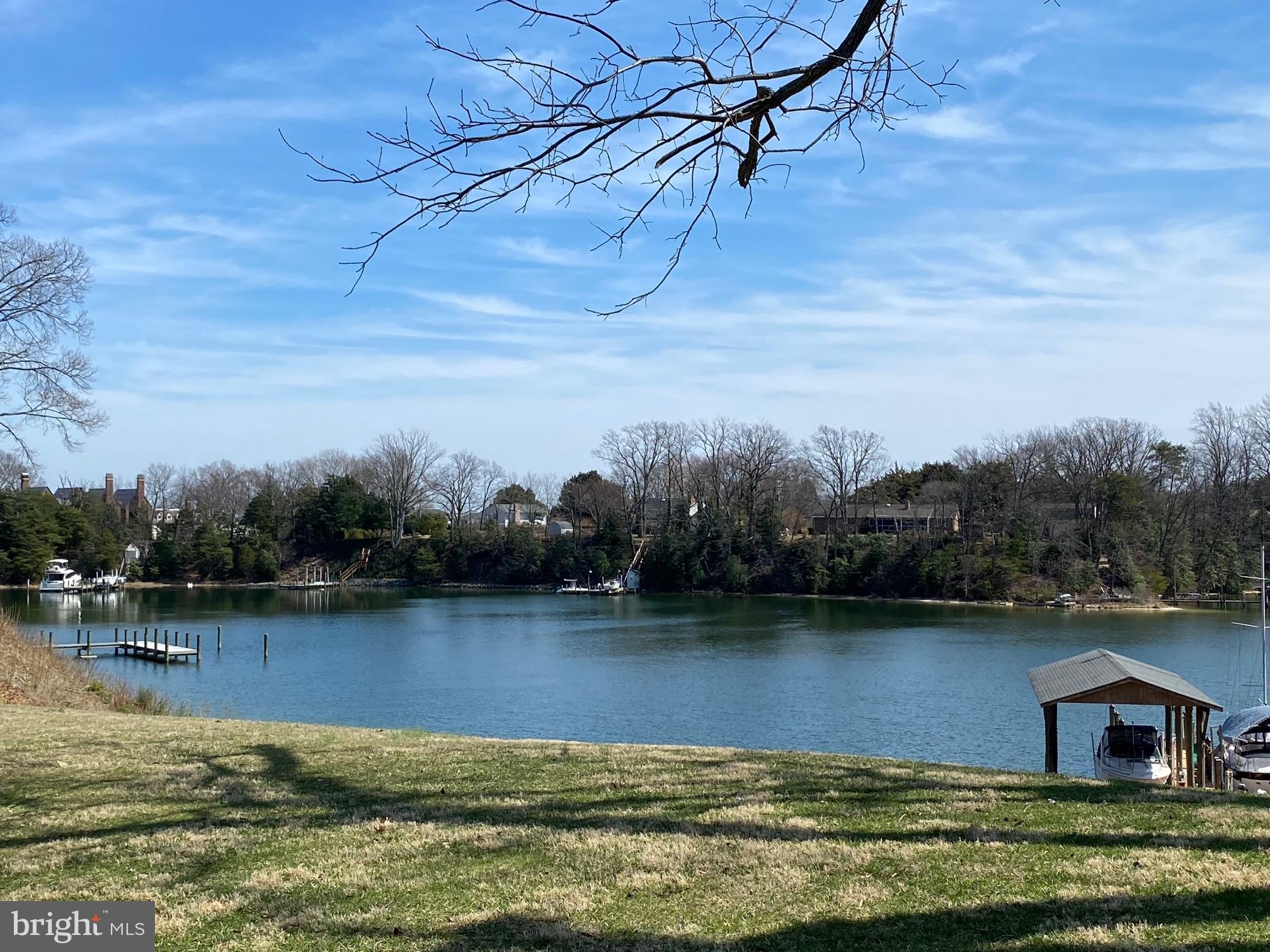 TOWN CREEK - Residential Lease