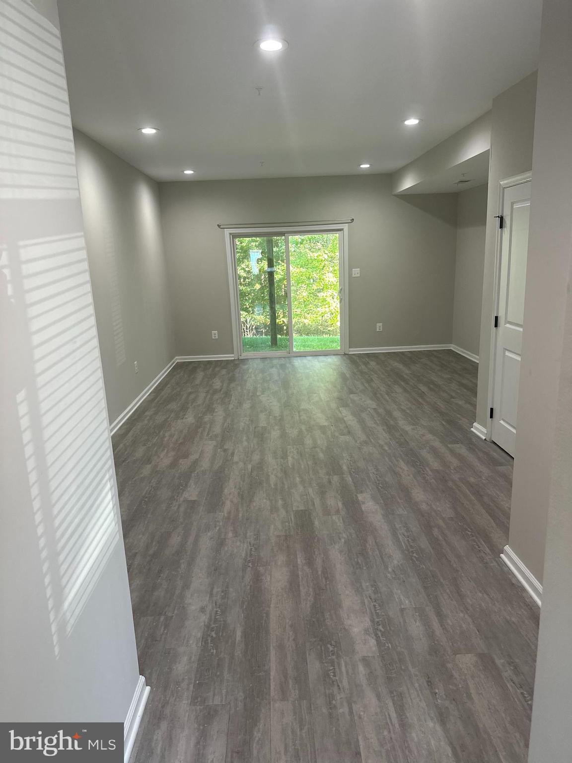 CREEKSIDE VILLAGE AT TANYARD SPRINGS - Residential