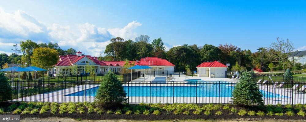CREEKSIDE VILLAGE AT TANYARD SPRINGS - Residential