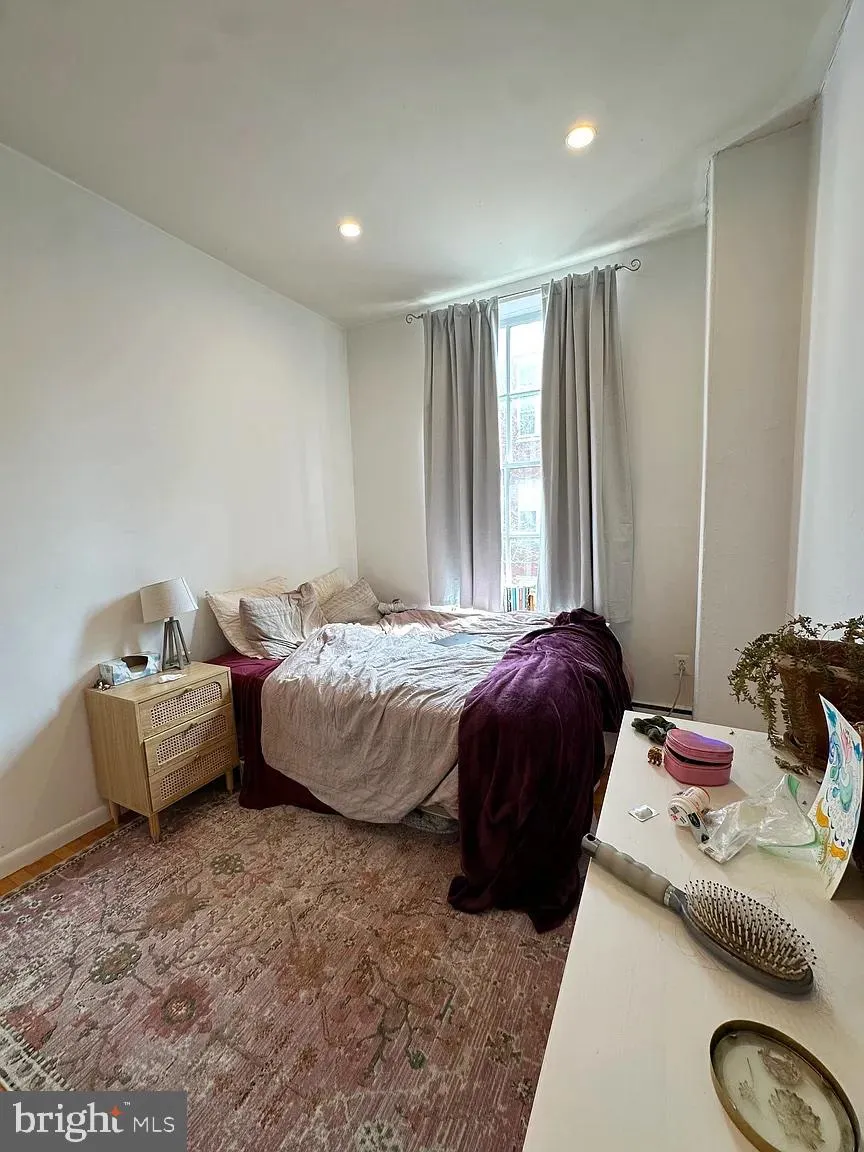 Philadelphia, Pennsylvania 19107, United States, 1 Bedroom Bedrooms, ,1 BathroomBathrooms,Residential,Active,100090