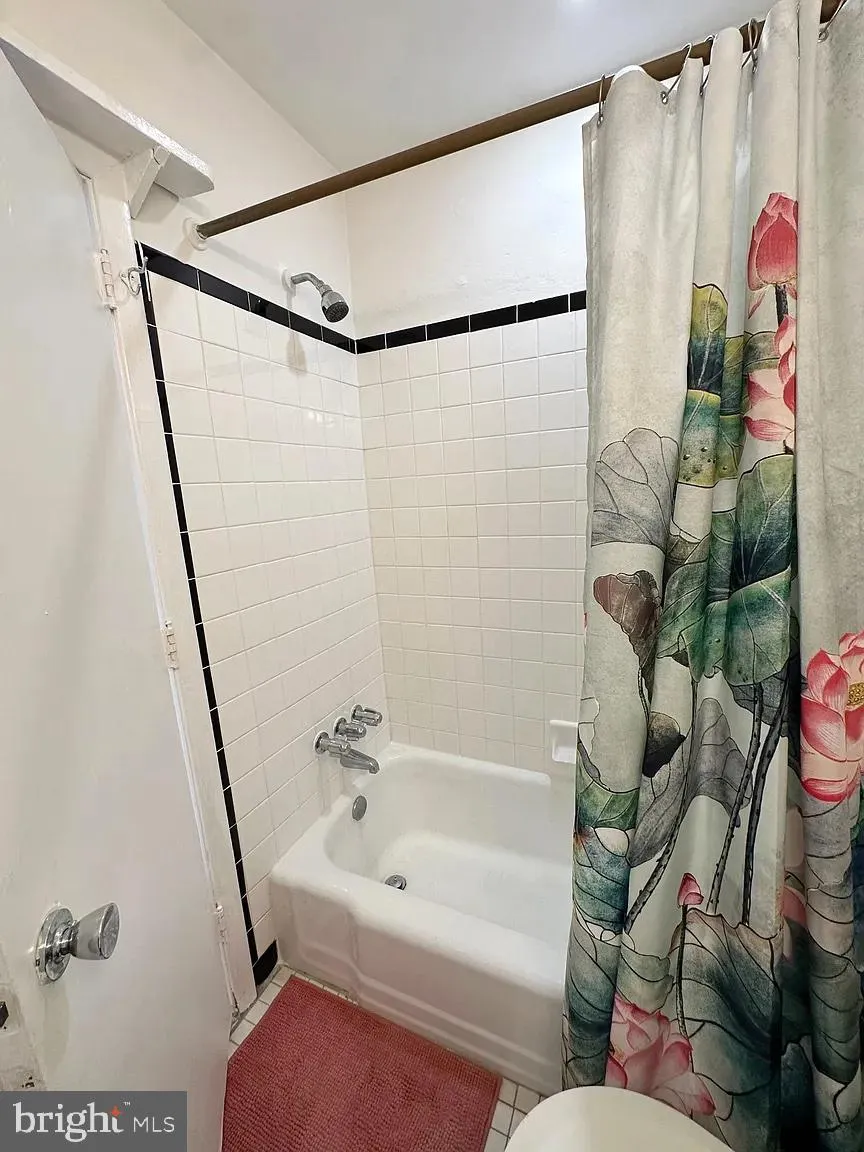 Philadelphia, Pennsylvania 19107, United States, 1 Bedroom Bedrooms, ,1 BathroomBathrooms,Residential,Active,100090