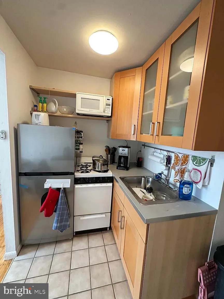 Philadelphia, Pennsylvania 19107, United States, 1 Bedroom Bedrooms, ,1 BathroomBathrooms,Residential,Active,100090