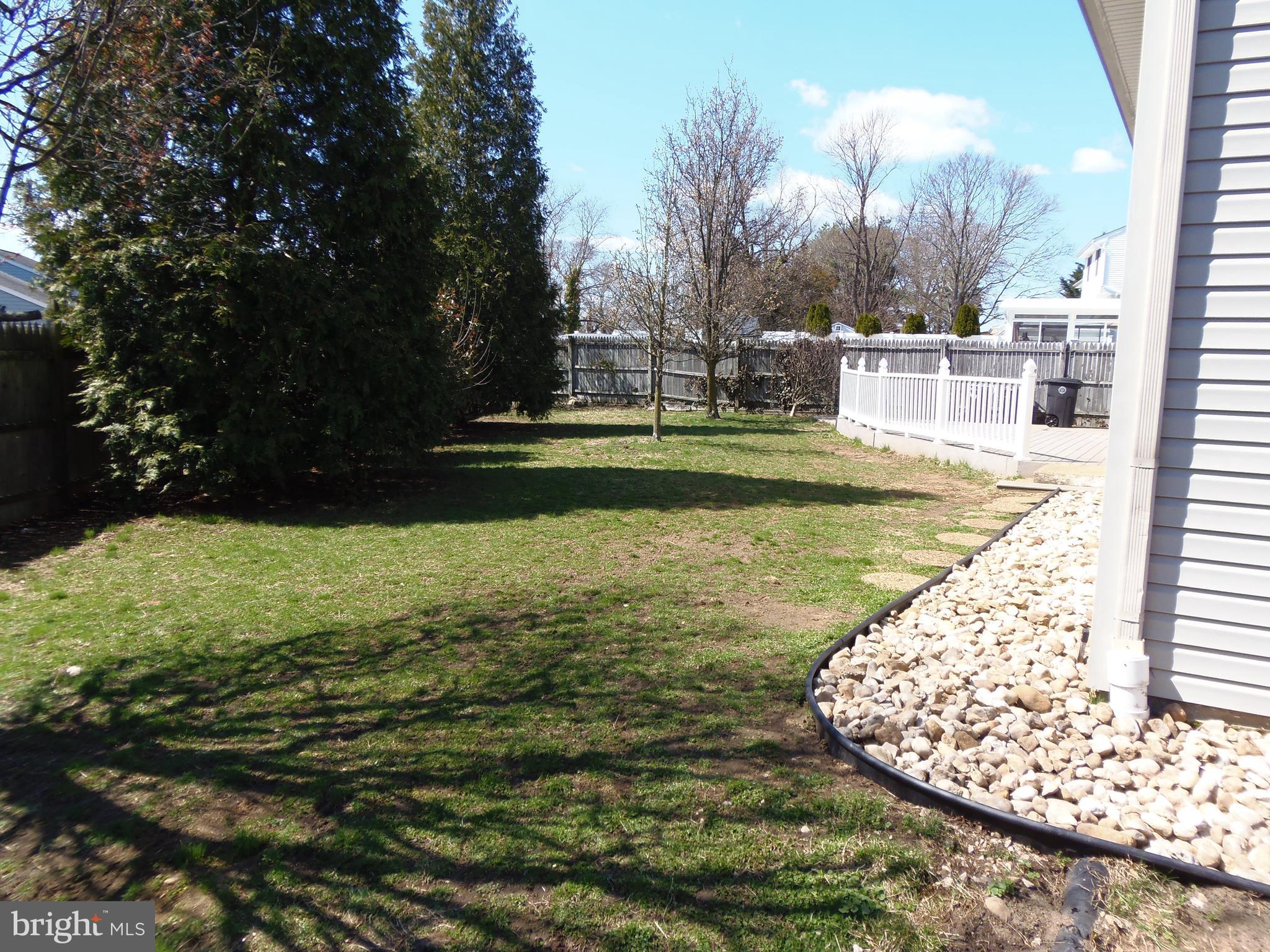 452 COLLEGE BOULEVARD