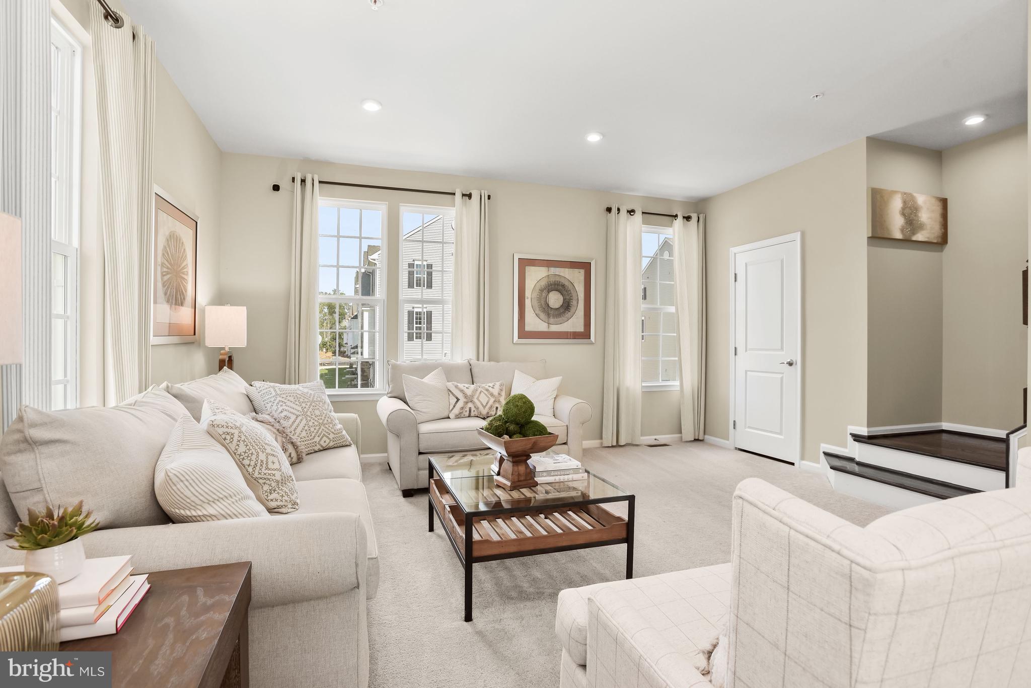 ANCHOR POINT - Residential