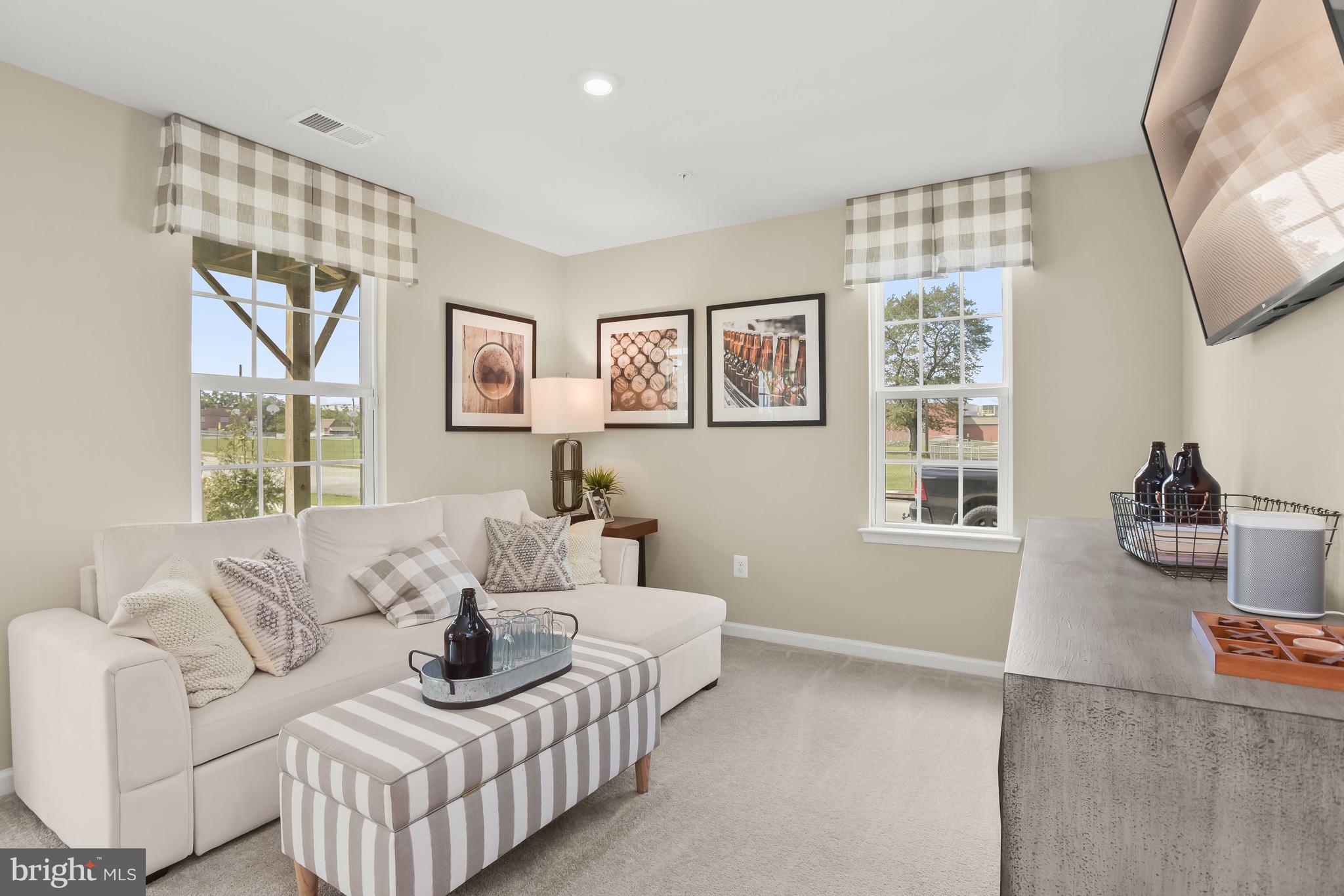 ANCHOR POINT - Residential