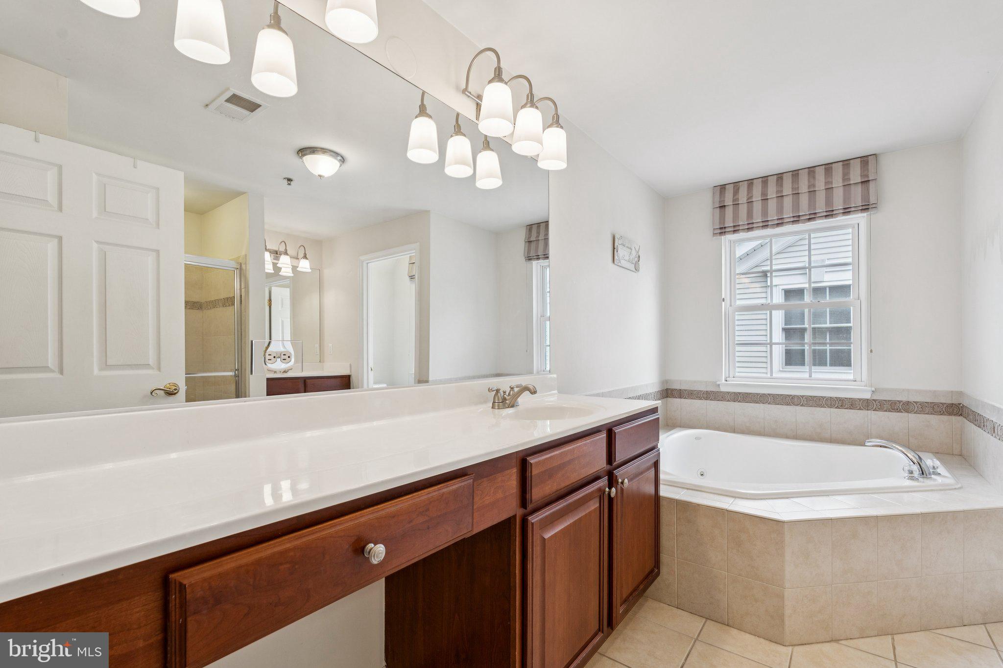 LORTON STATION NORTH CND - Residential