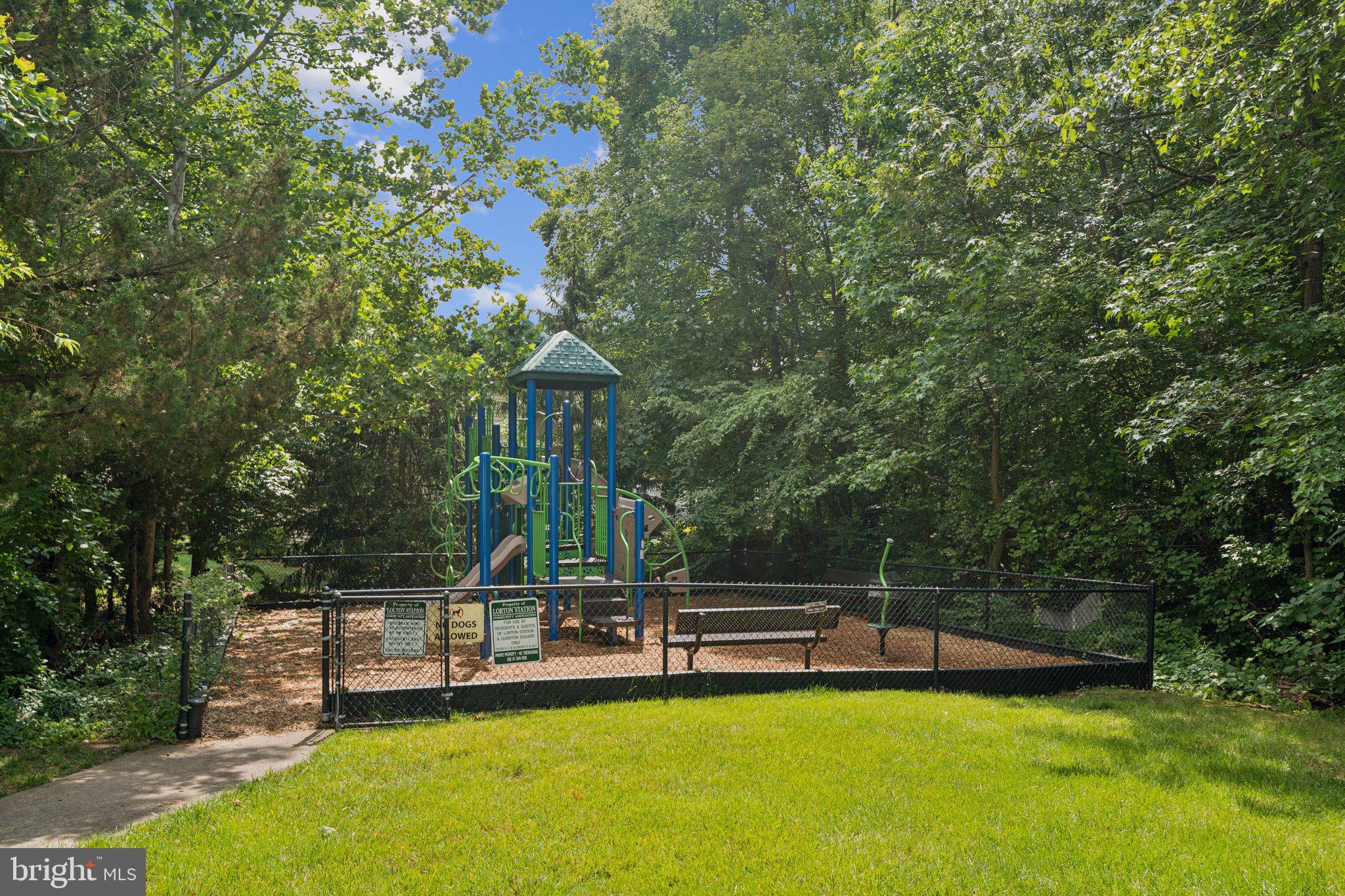 LORTON STATION NORTH CND - Residential