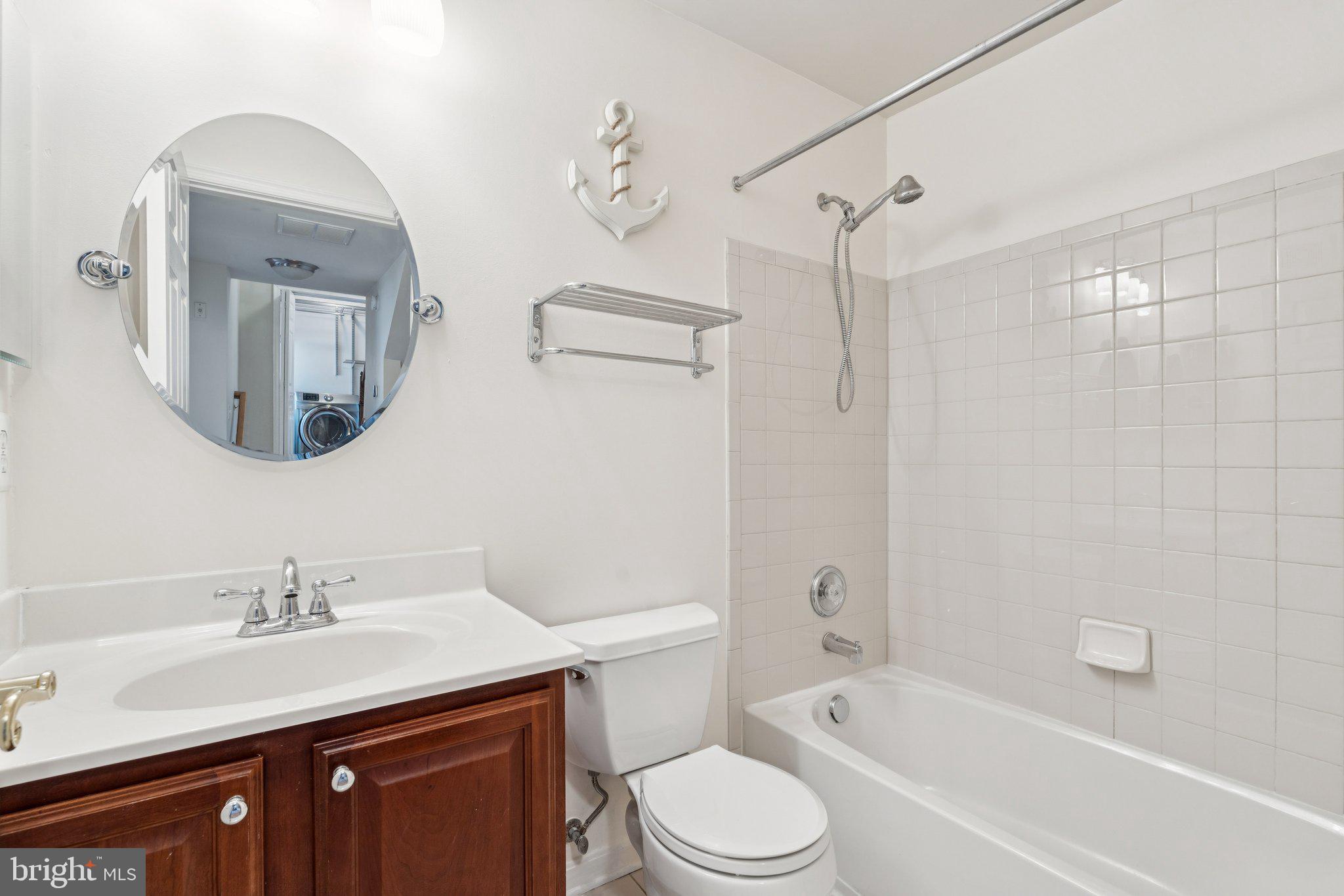 LORTON STATION NORTH CND - Residential