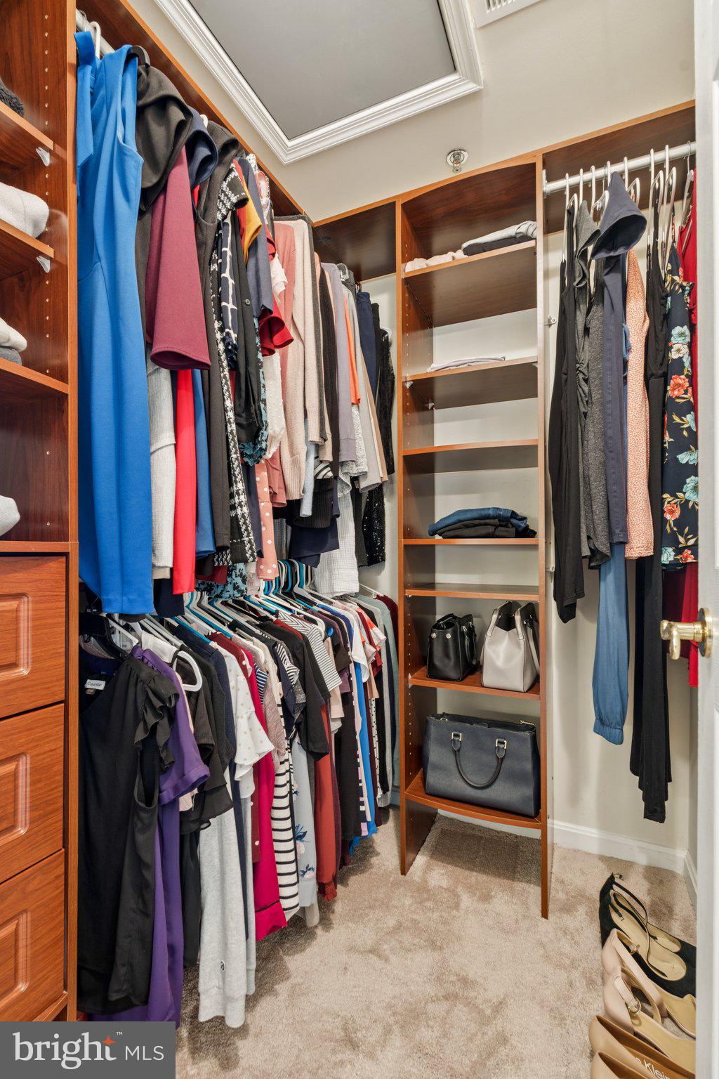 LORTON STATION NORTH CND - Residential