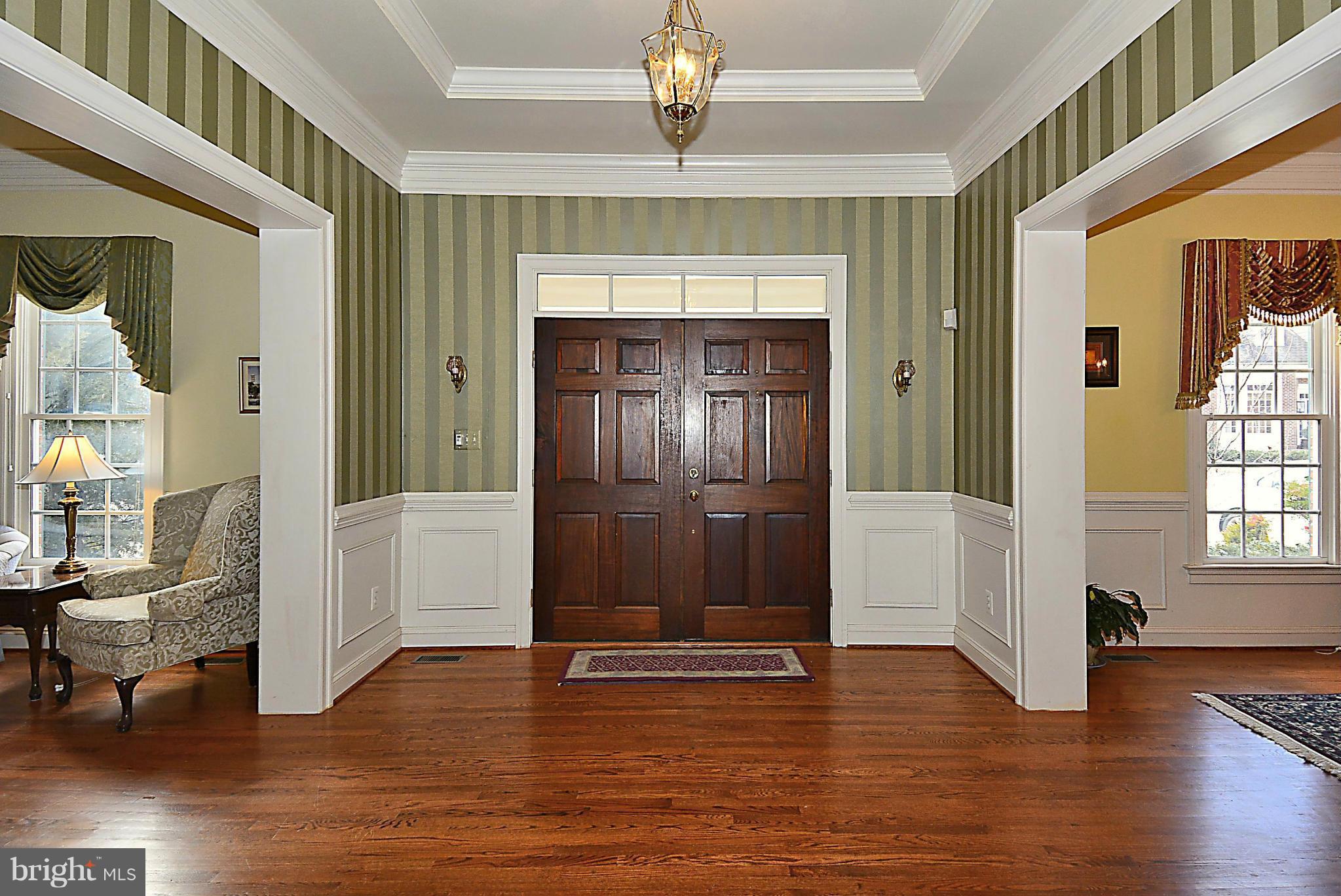 CHEVY CHASE COMMONS - Residential