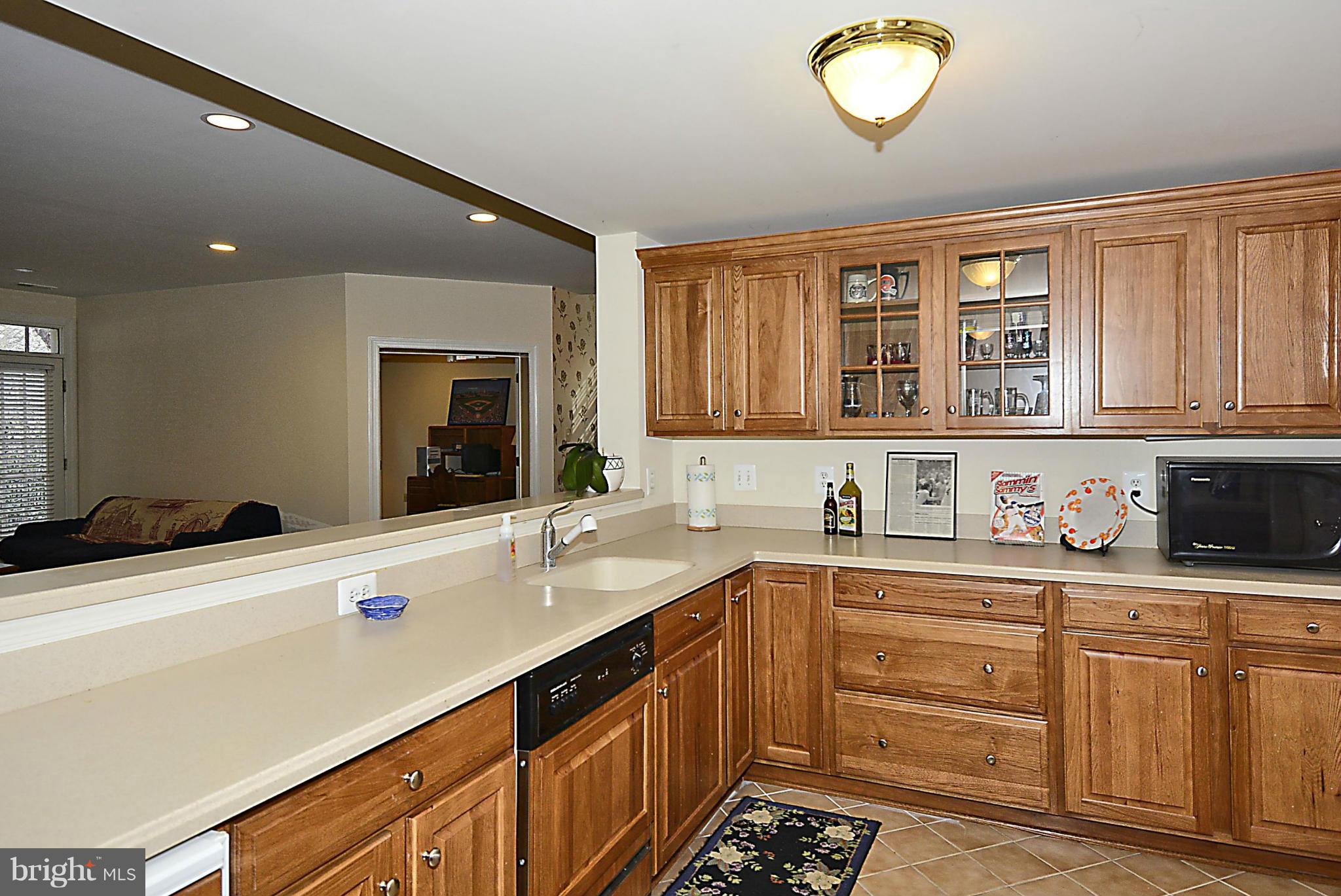 CHEVY CHASE COMMONS - Residential