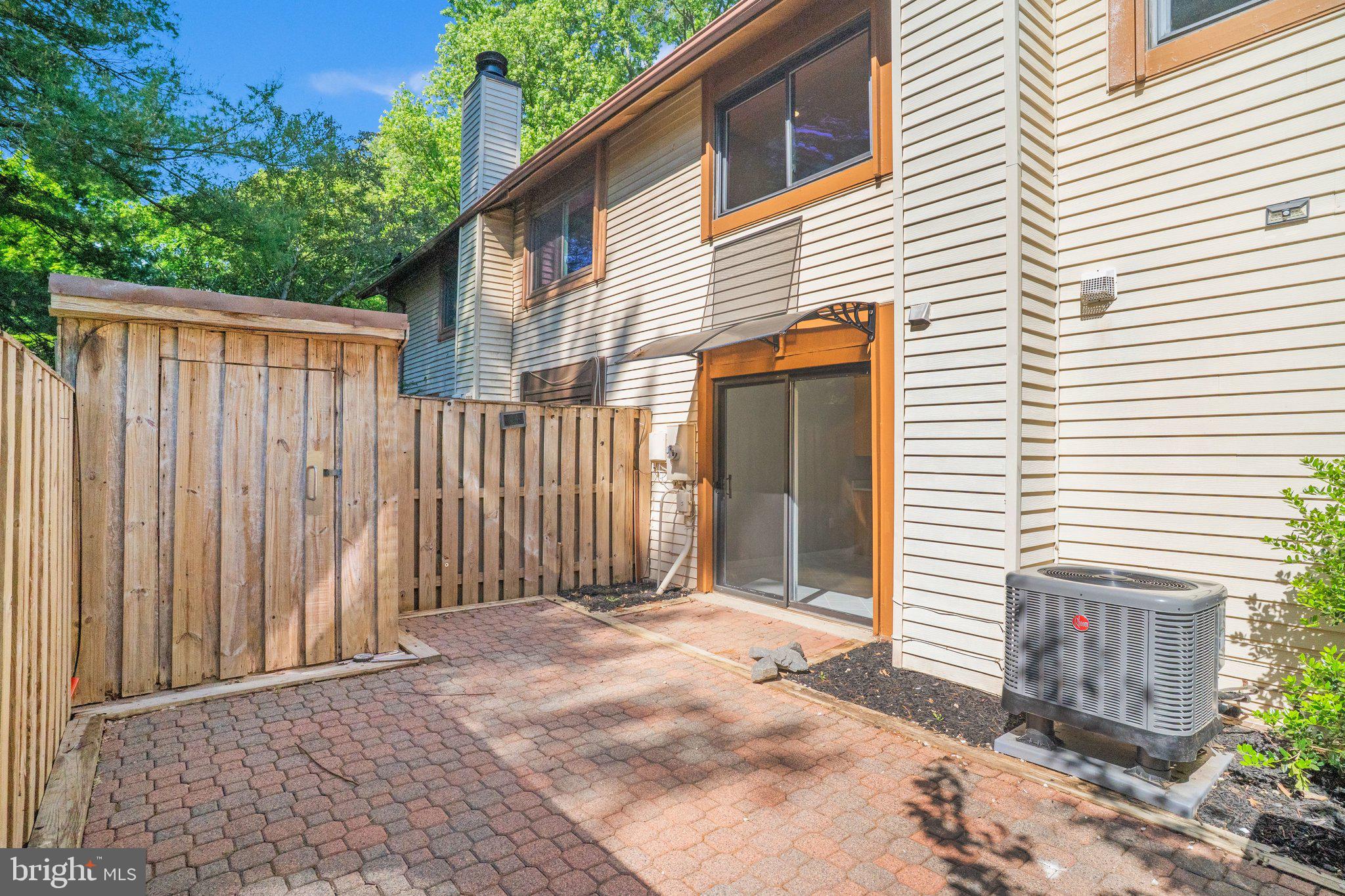 BURKE CENTRE - Residential