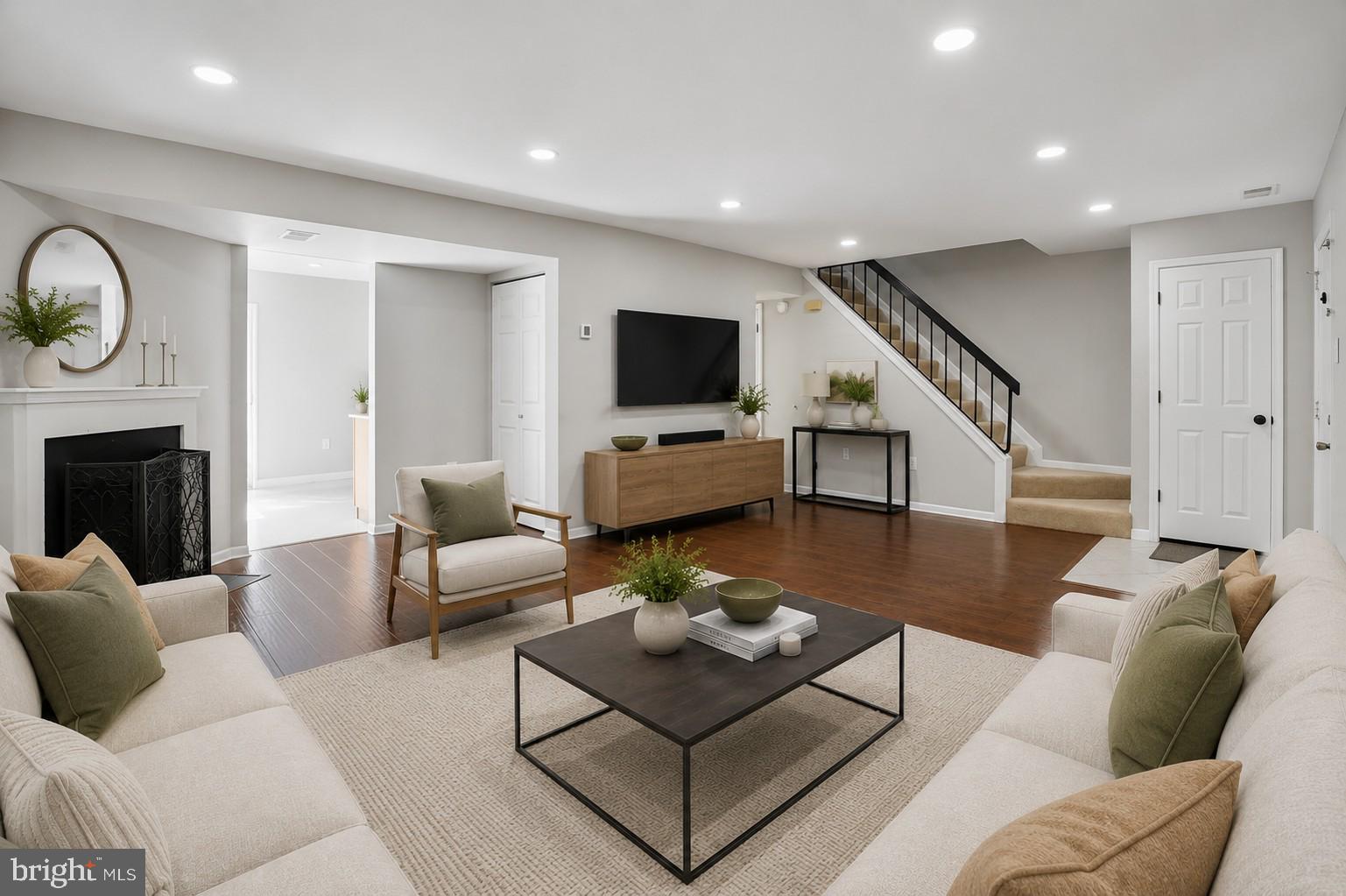 BURKE CENTRE - Residential