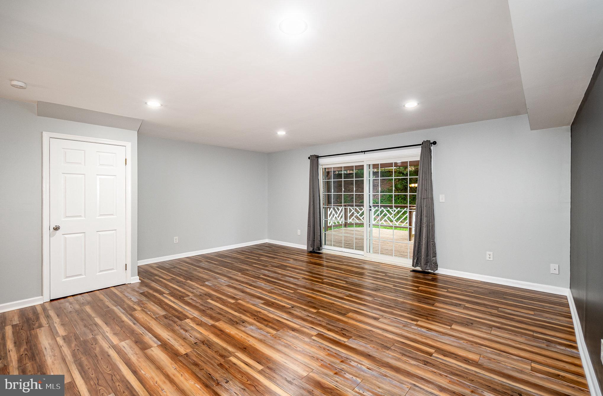 CHARTLEY TOWNHOUSES - Residential