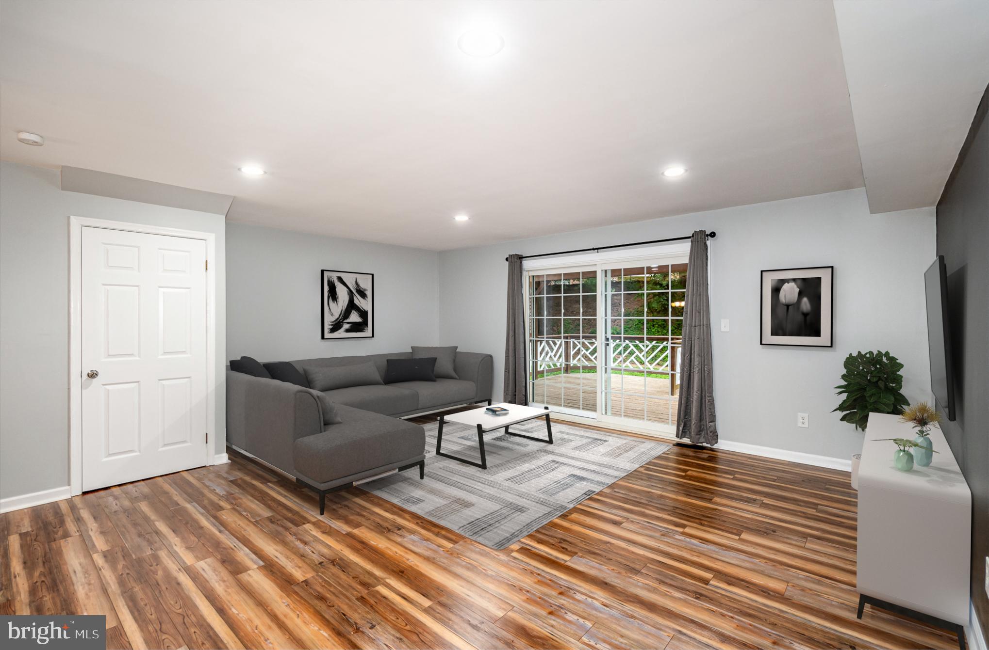 CHARTLEY TOWNHOUSES - Residential