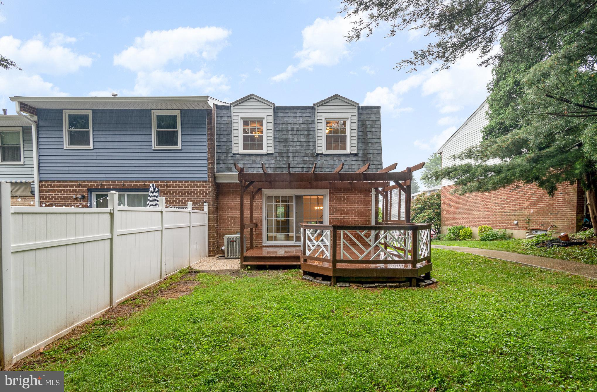 CHARTLEY TOWNHOUSES - Residential