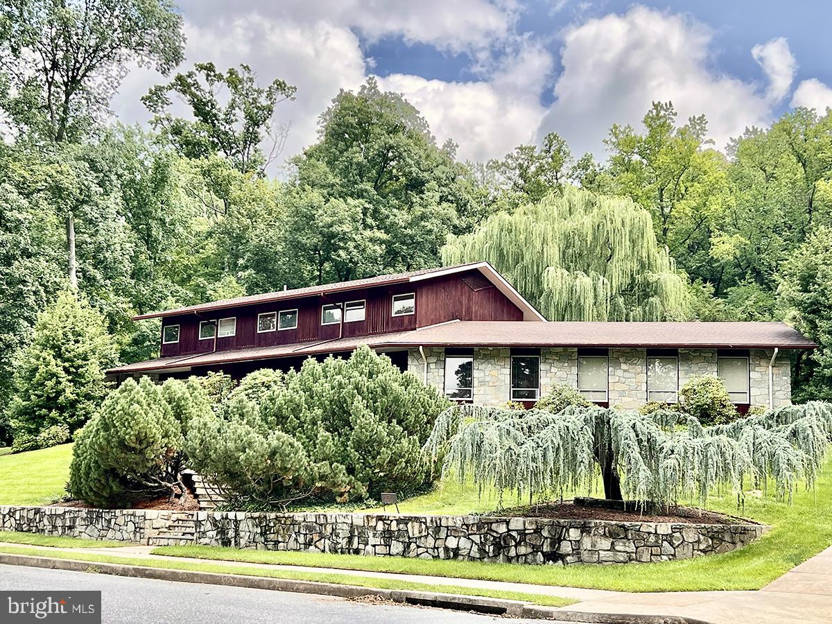 1701 LORRAINE ROAD