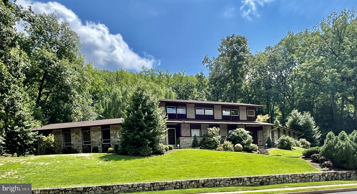 1701 LORRAINE ROAD