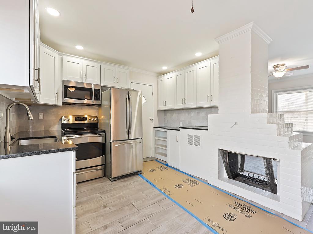 BLUE RIDGE - Residential Lease