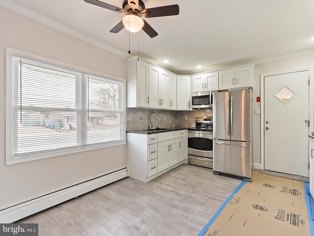 BLUE RIDGE - Residential Lease