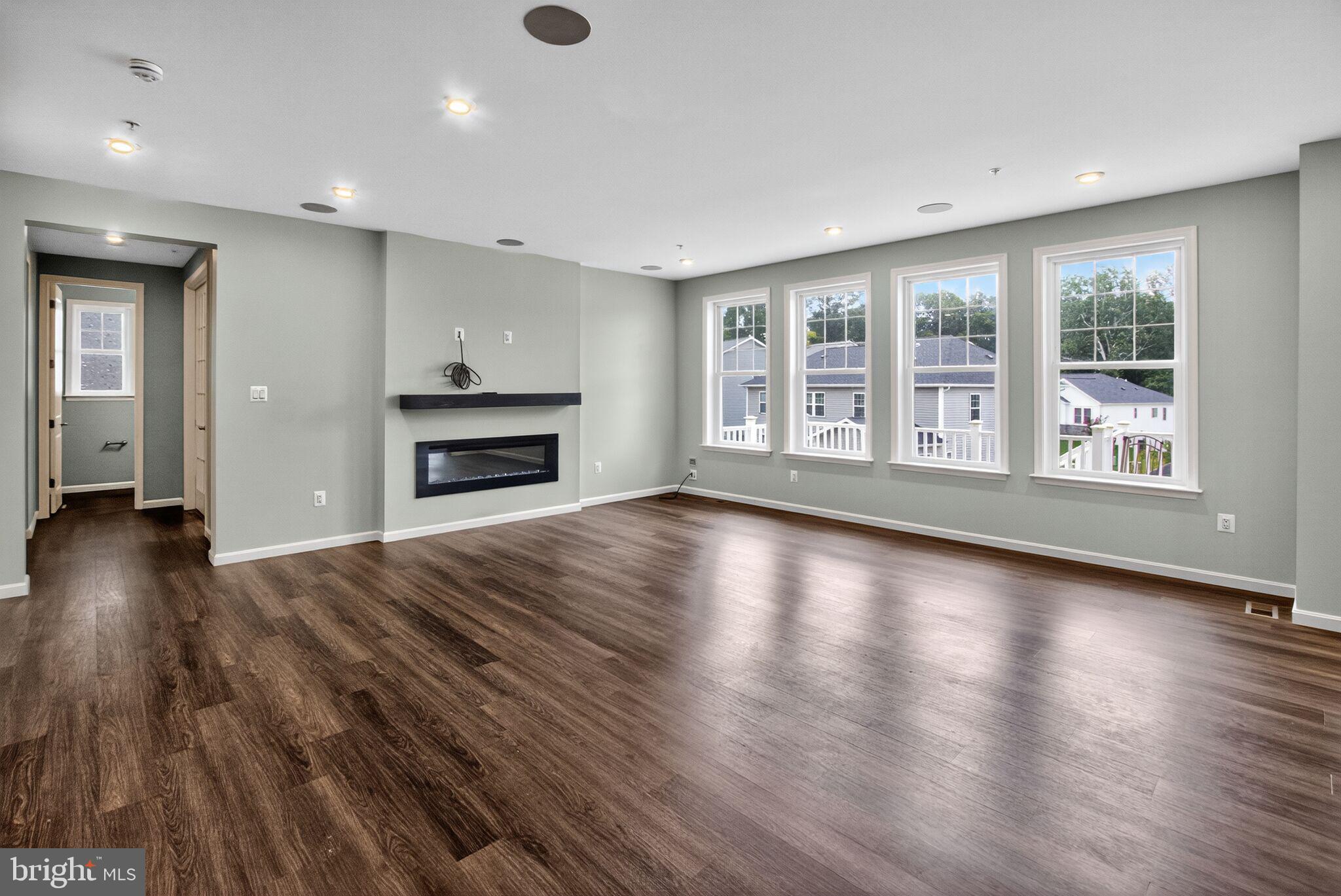 BRUNSWICK CROSSING - Residential