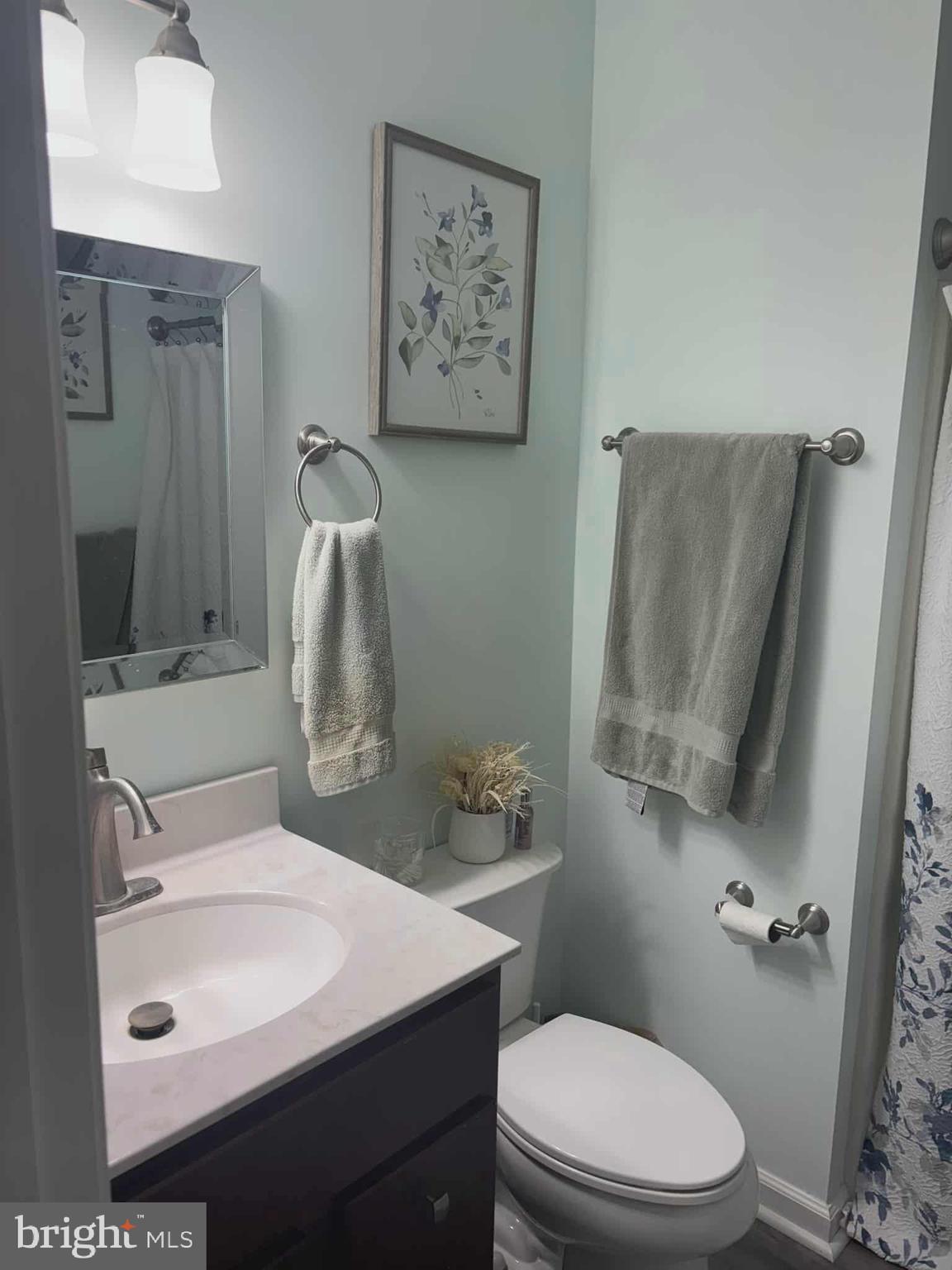 PARKVIEW CONDOMINIUMS - Residential Lease