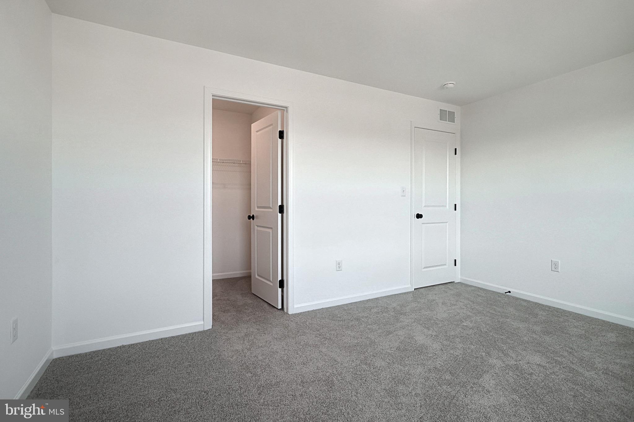 41 LONG BEND DRIVE 14