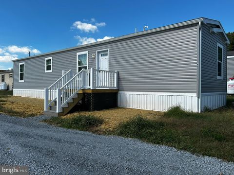 1395 BOWMANSVILLE RD 40 MOHNTON PA 19540