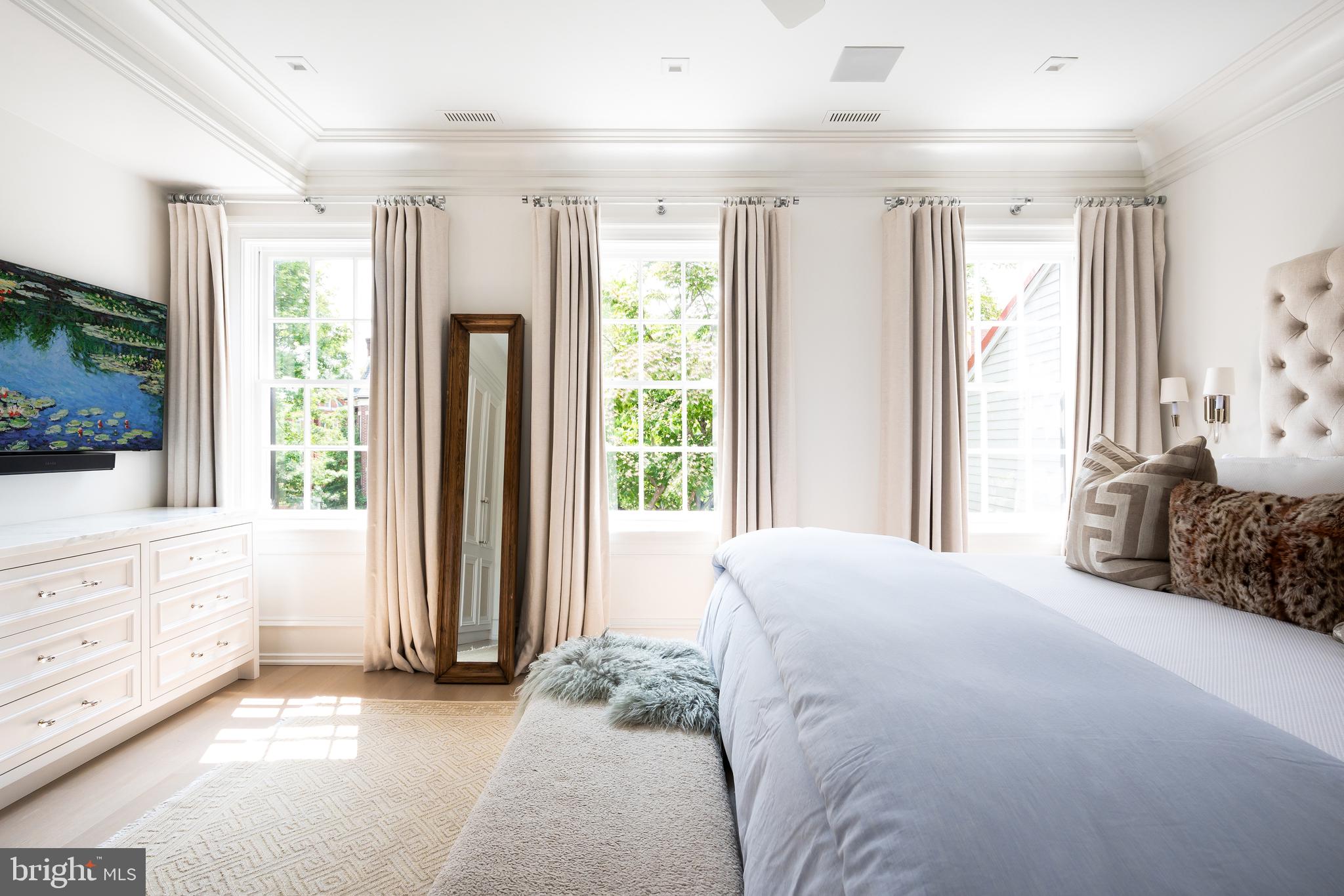 GEORGETOWN - Residential