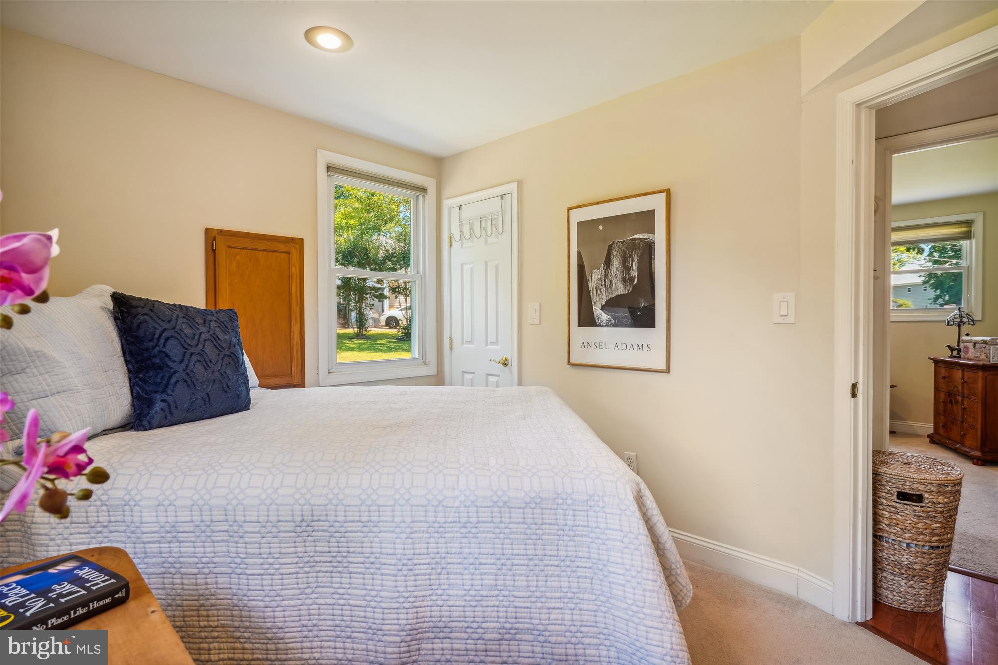 ANNALEE HEIGHTS - Residential