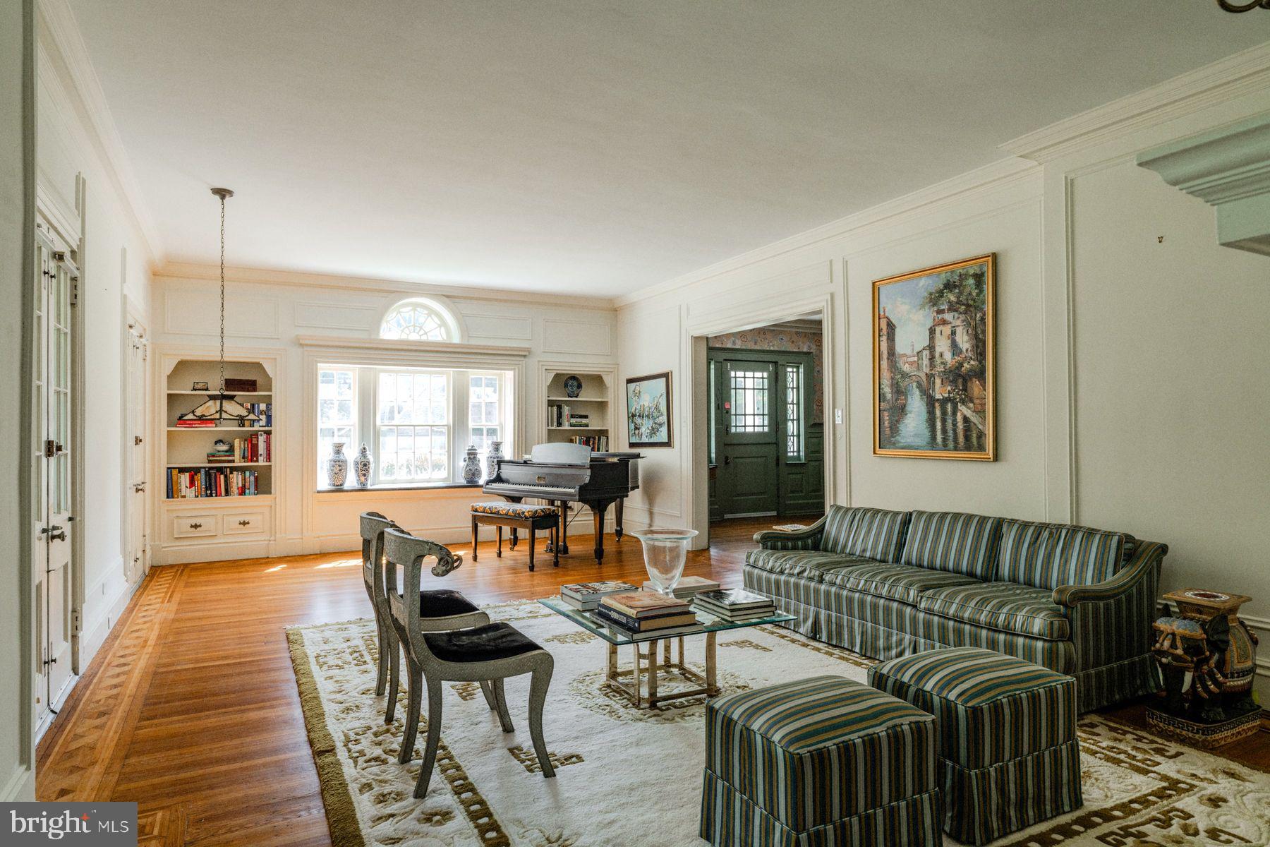 PHILADELPHIA (NORTHWEST) - Residential