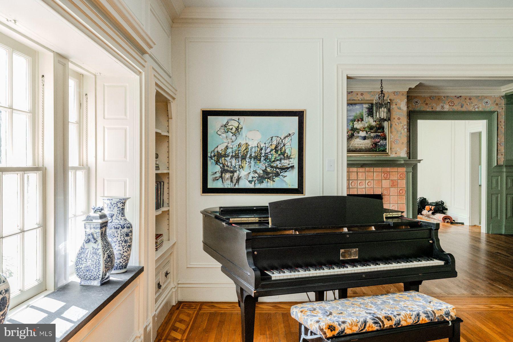 PHILADELPHIA (NORTHWEST) - Residential