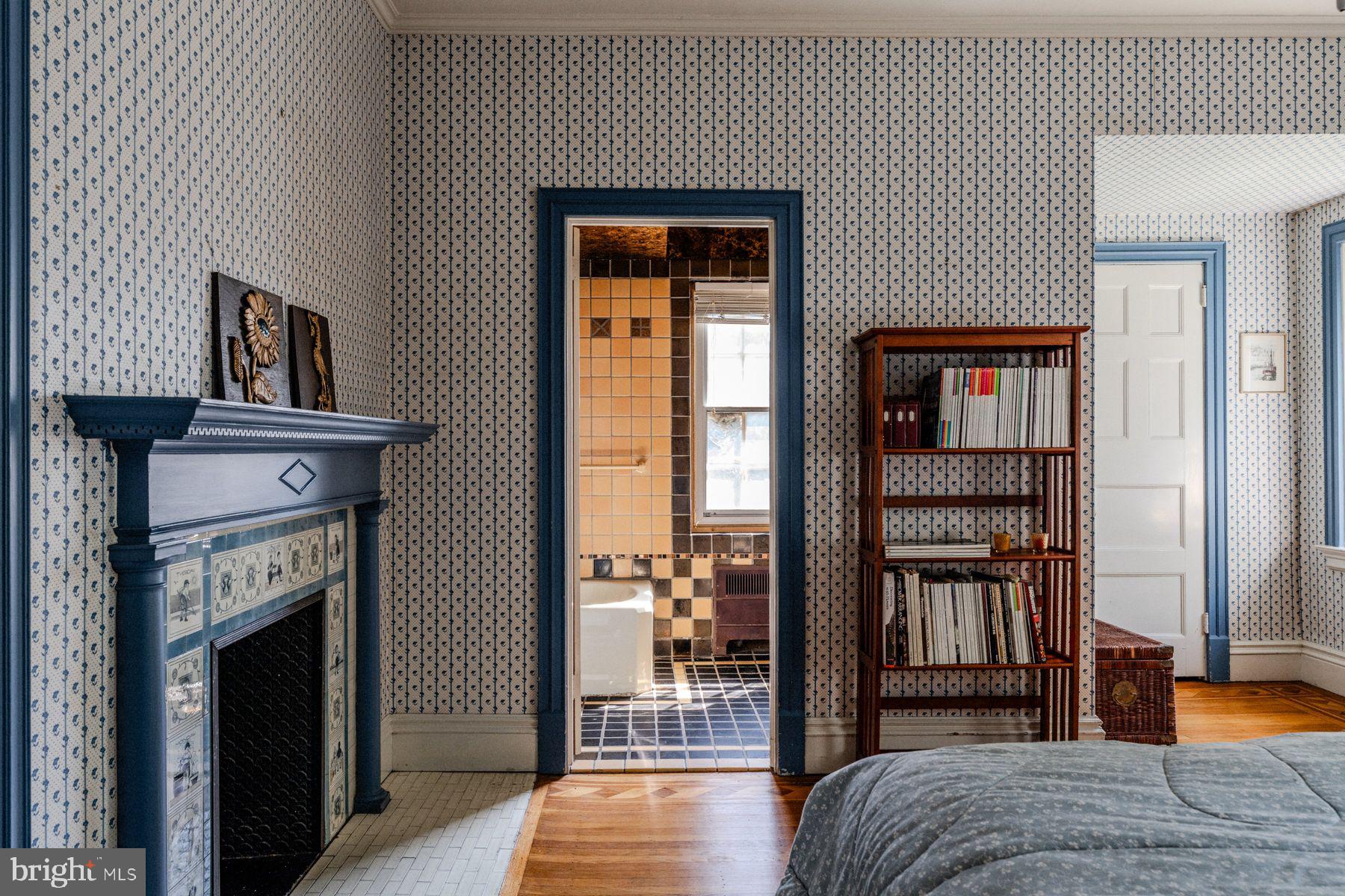 PHILADELPHIA (NORTHWEST) - Residential