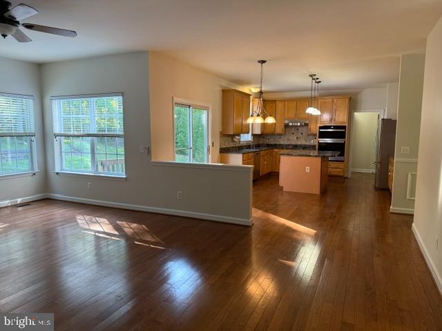 CAMBRIA - Residential