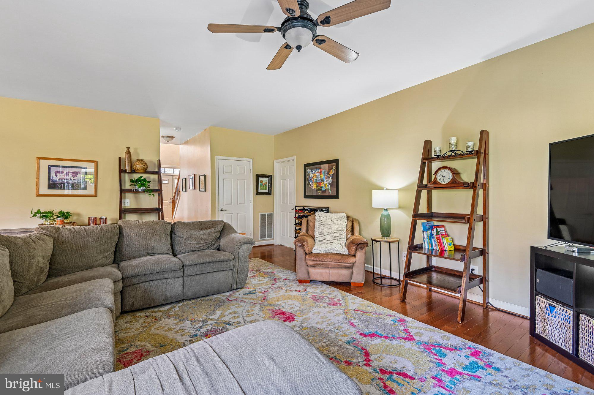 CAMBRIA - Residential