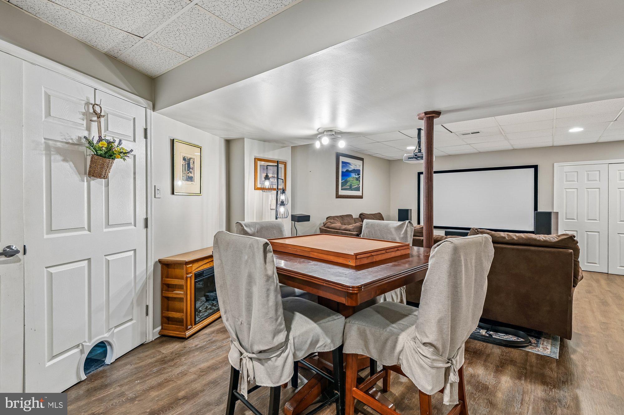 CAMBRIA - Residential