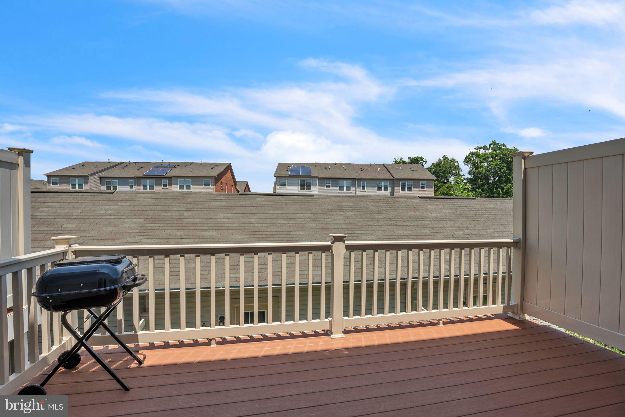 FAIRFIELD STATION - Residential