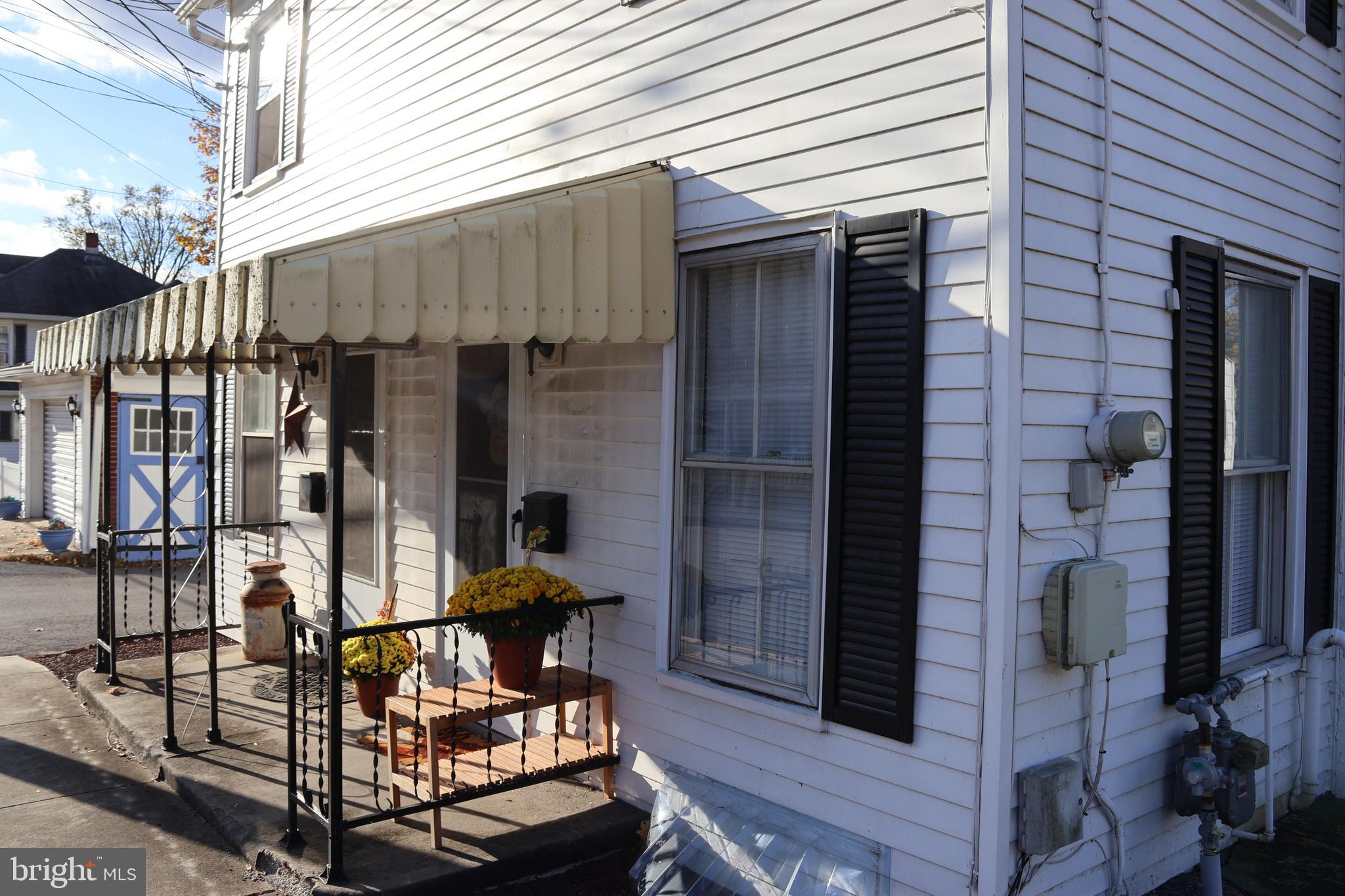 333 & 335 N CATHERINE STREET