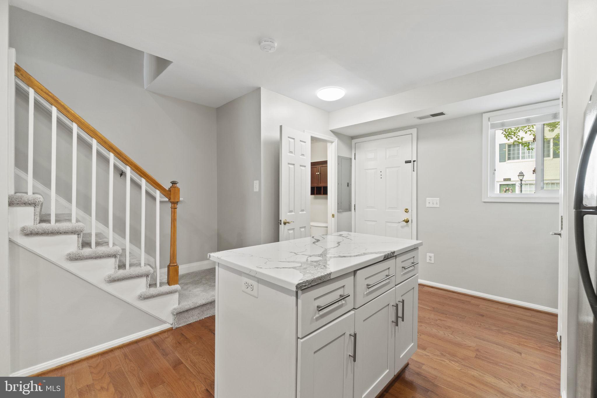 PARKSIDE AT ALEXANDRIA - Residential