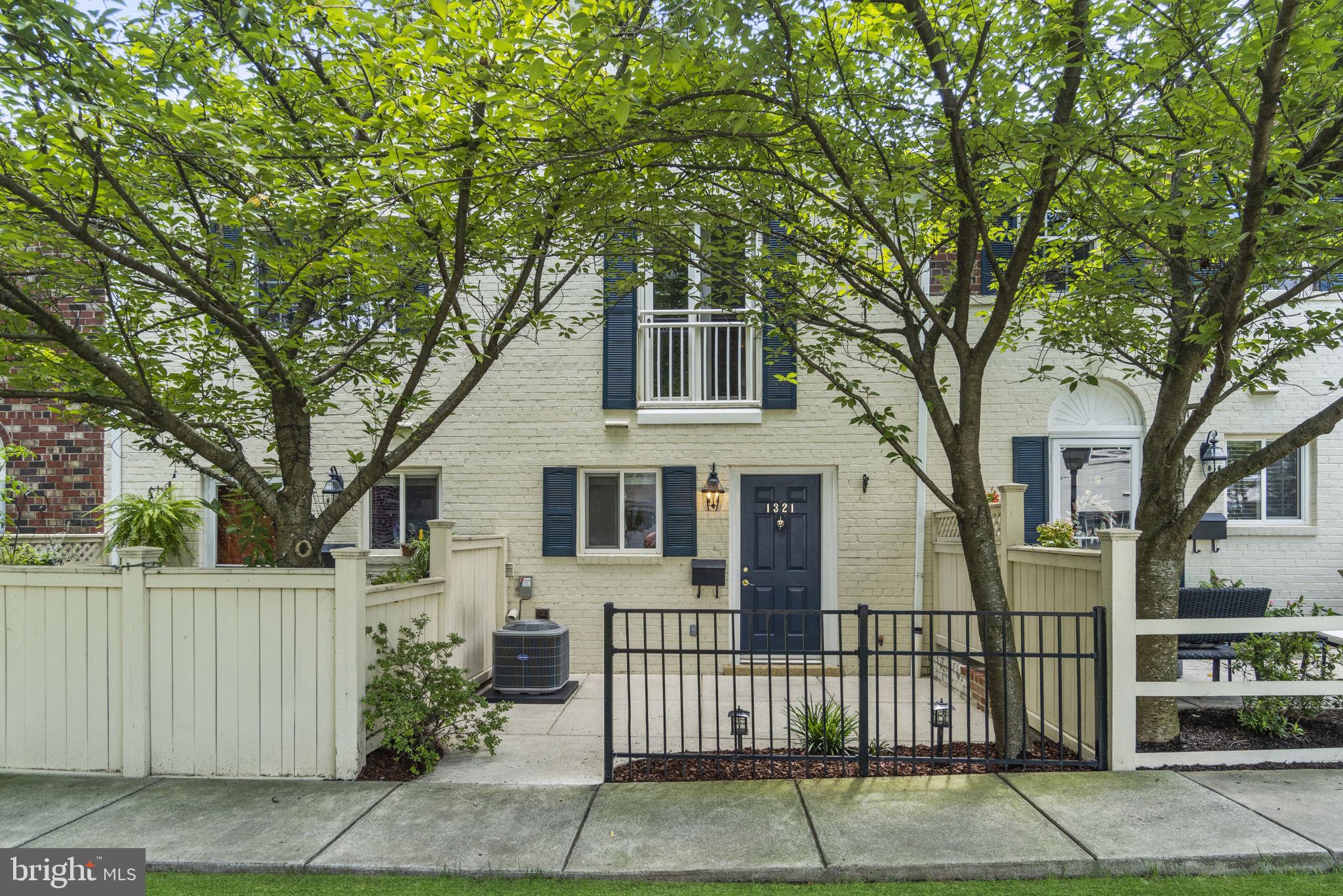 PARKSIDE AT ALEXANDRIA - Residential