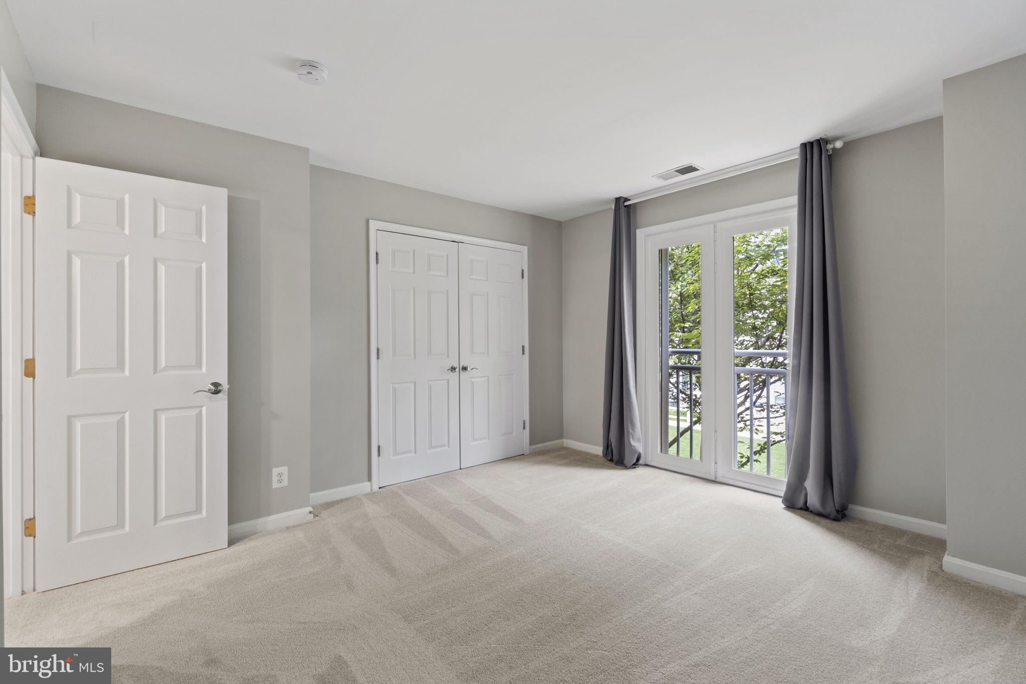 PARKSIDE AT ALEXANDRIA - Residential