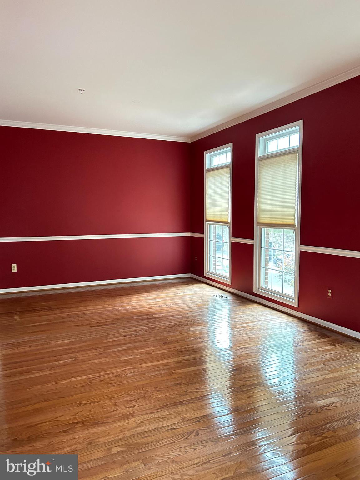 ROSE HILL FALLS - Residential