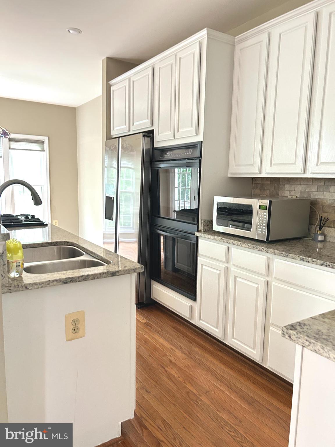 ROSE HILL FALLS - Residential