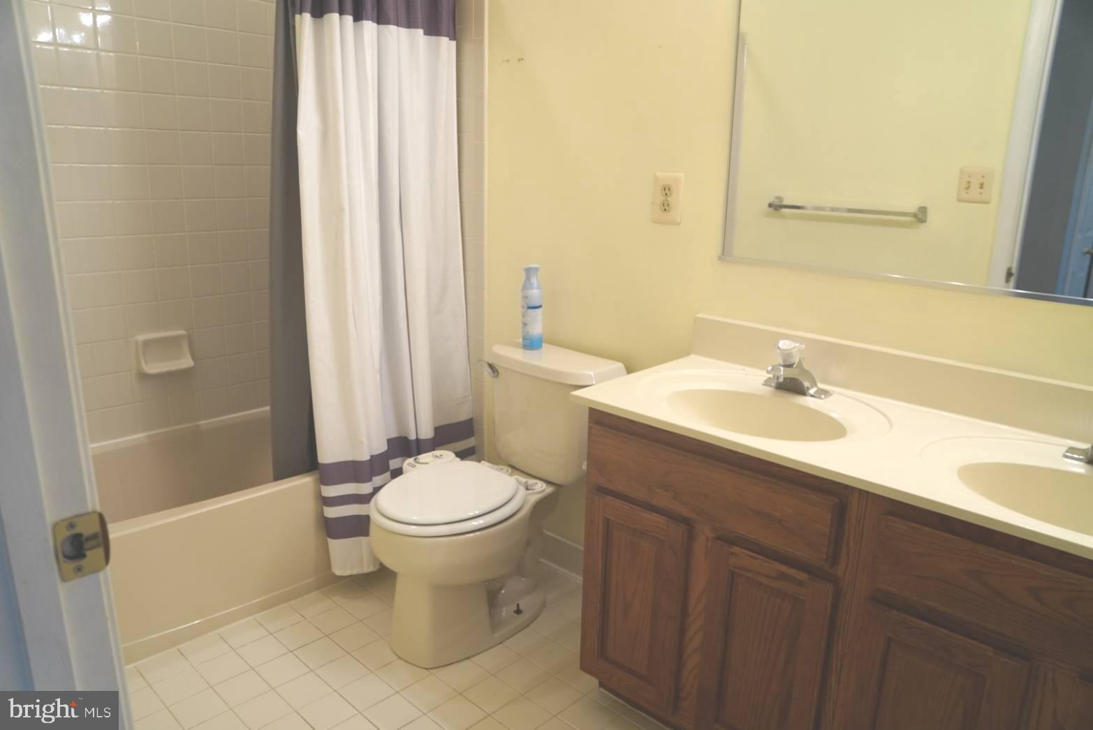 ROSE HILL FALLS - Residential