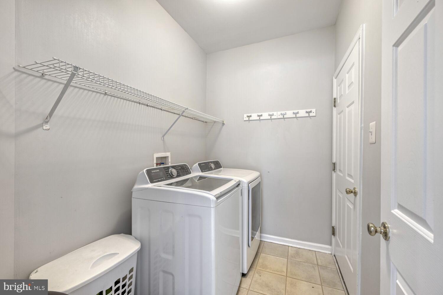 HONEYGO RIDGE - Residential