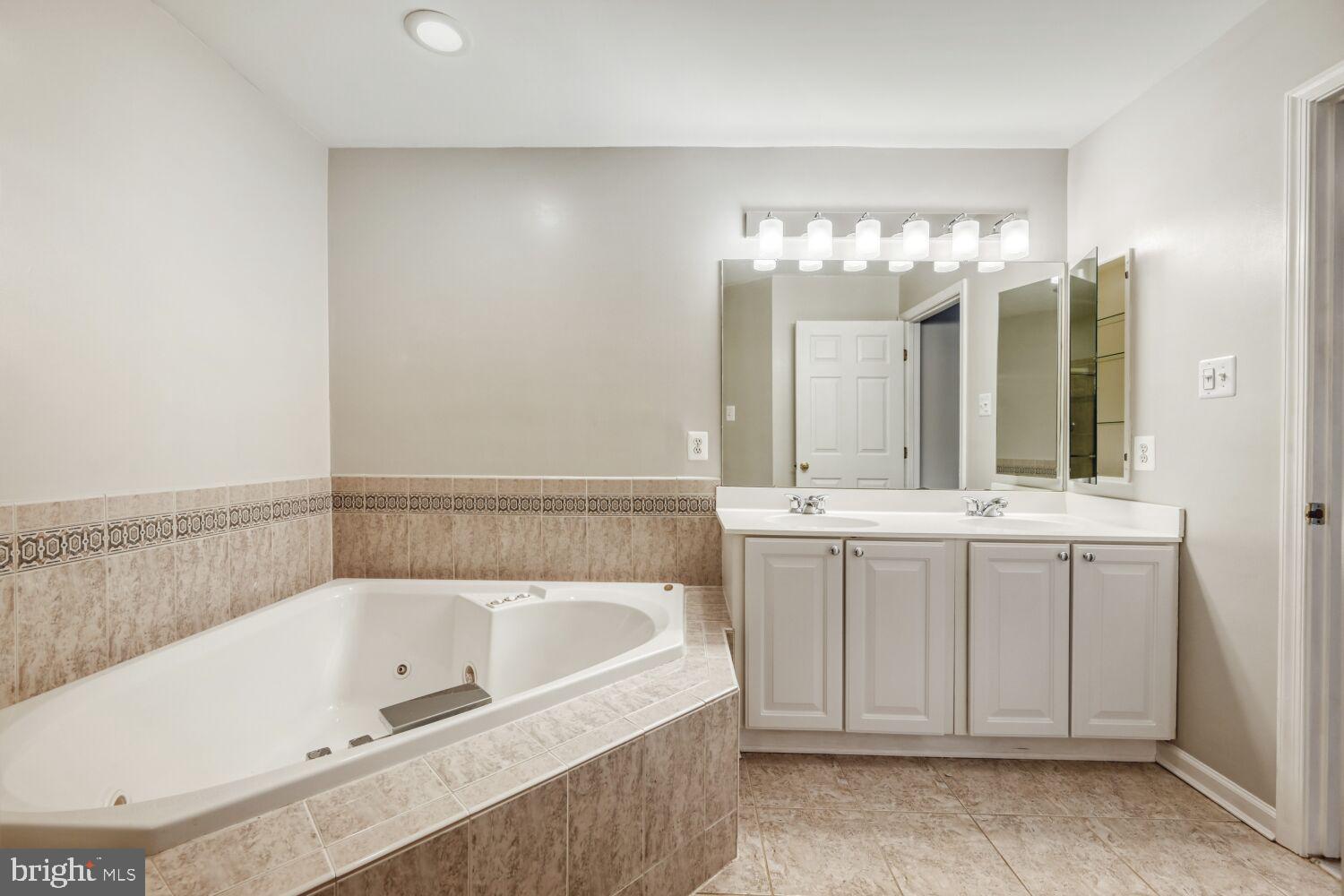 HONEYGO RIDGE - Residential