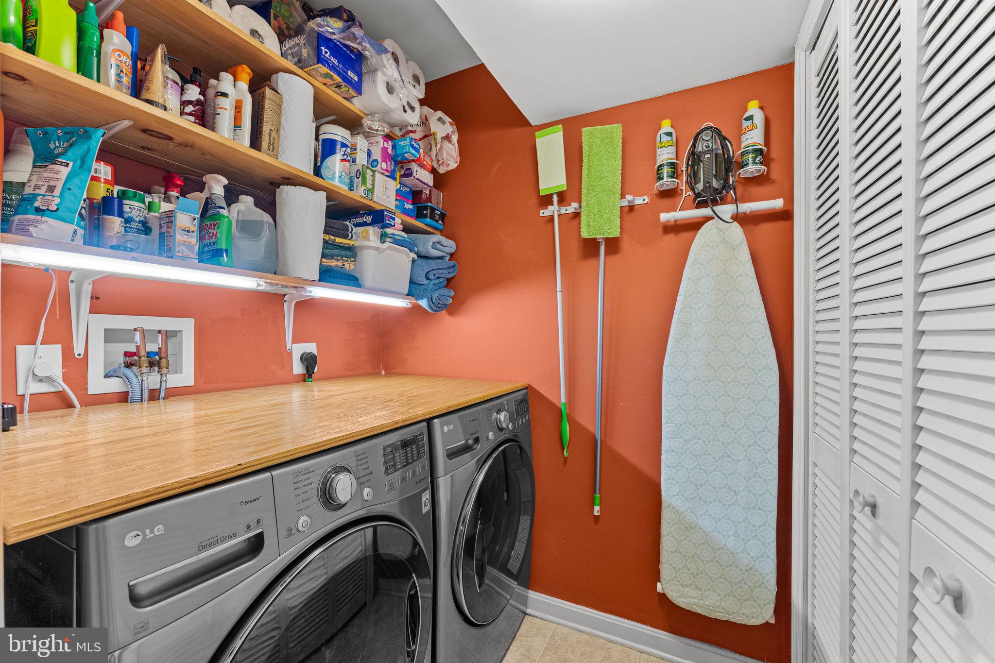 LONGFORD CROSSING - Residential