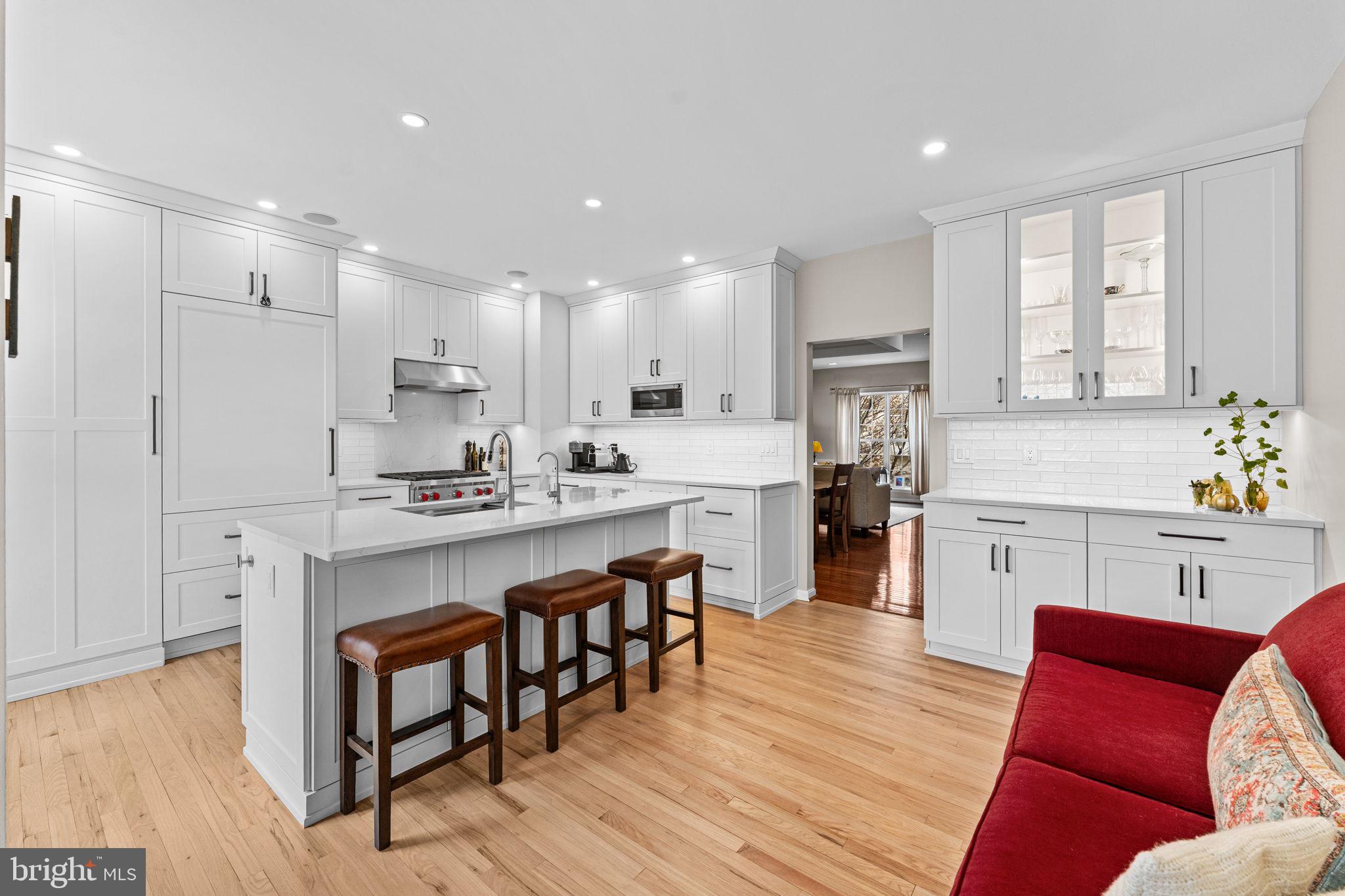 LONGFORD CROSSING - Residential