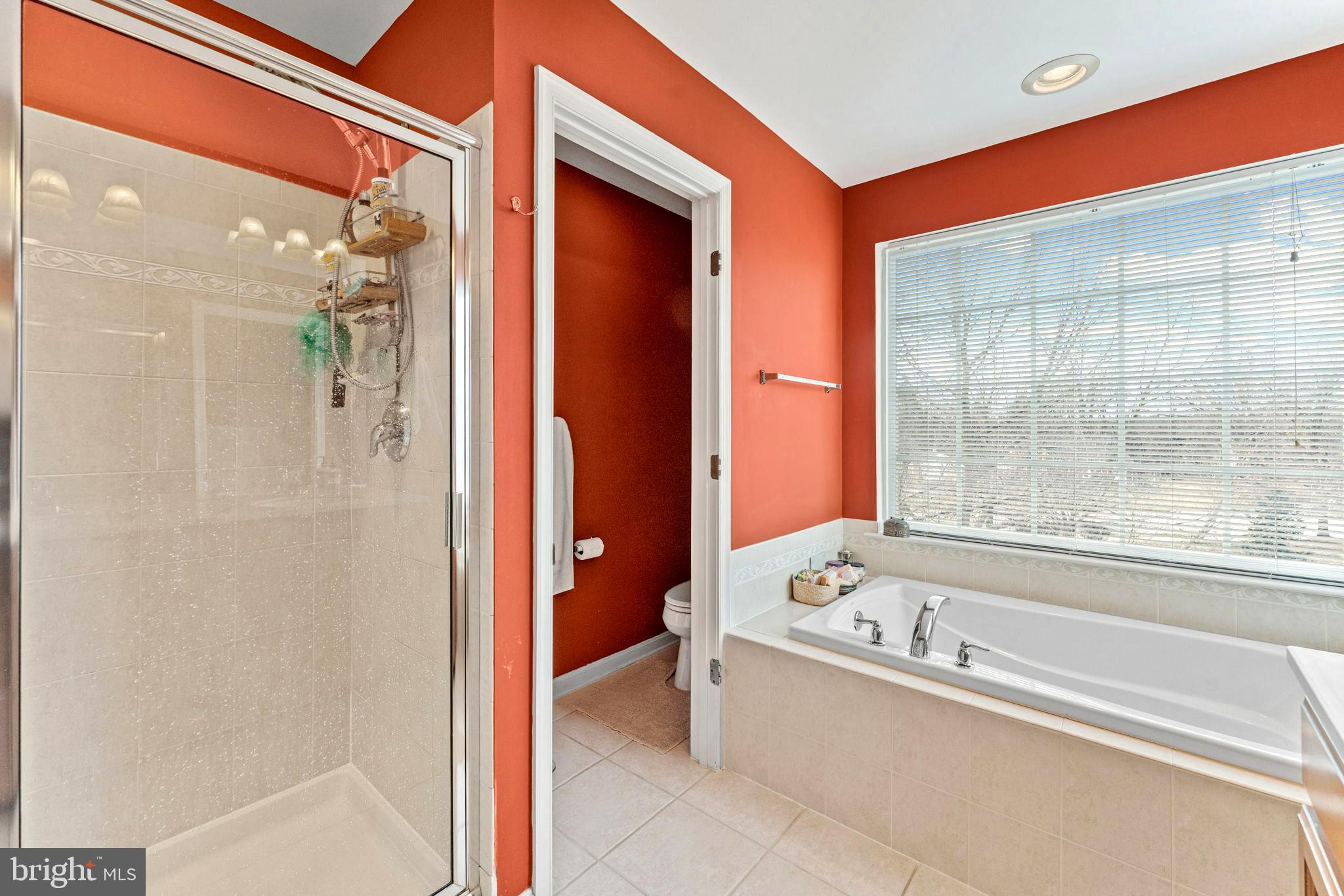 LONGFORD CROSSING - Residential